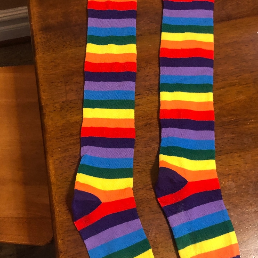 Colorful Rainbow Striped Long Knit Gloves and Socks Costume Accessories - Picture 6 of 12